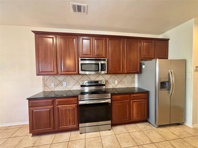 Building Photo - 1917 Sand Creek Rd