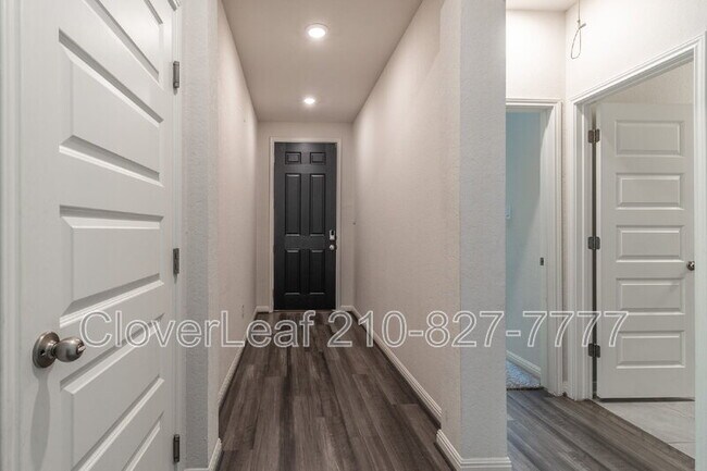 Building Photo - 12926 Mayowa St