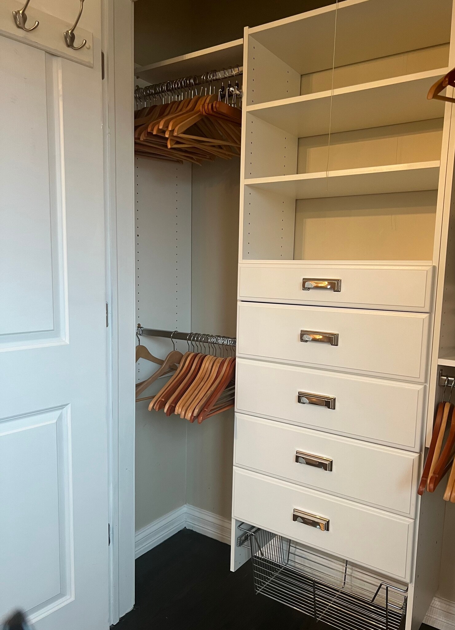 Building Photo - 9121 Niles Center Rd