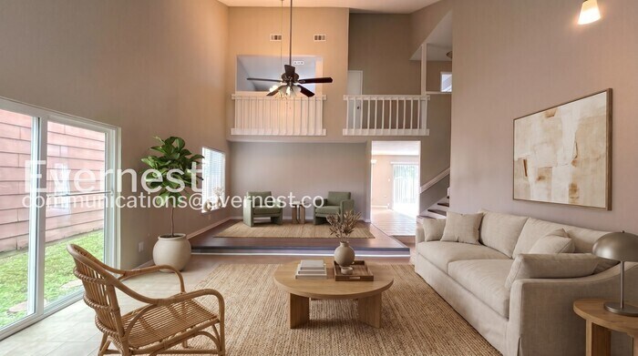 Building Photo - 2719 Meadowgrass Ln