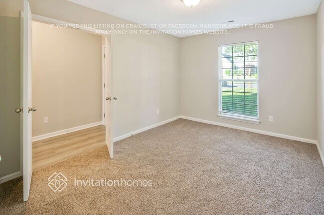 Building Photo - 11927 Brownestone View Dr