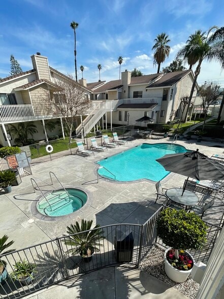 Primary Photo - Tanglewood Apartments