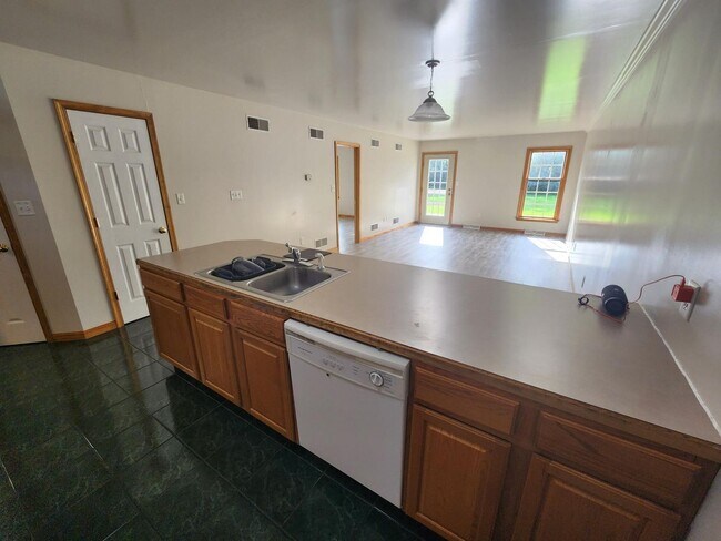 Building Photo - 11494 Williamsport Pike