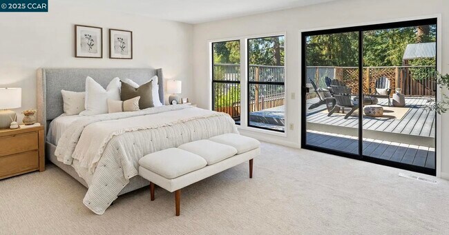 Building Photo - 131 Clover Hill Ct