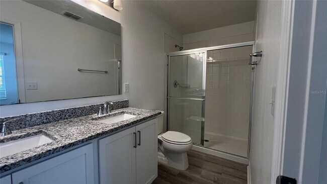 Building Photo - 692 Stoney Pointe Cir