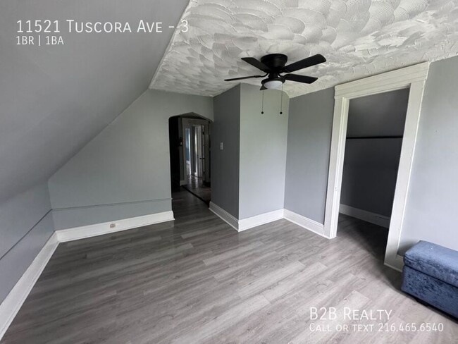 Building Photo - 11521 Tuscora Ave