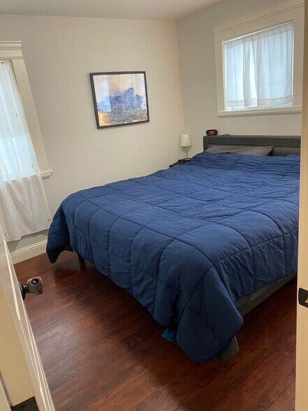 Main floor bedroom #1 - 11005 NE Hancock St