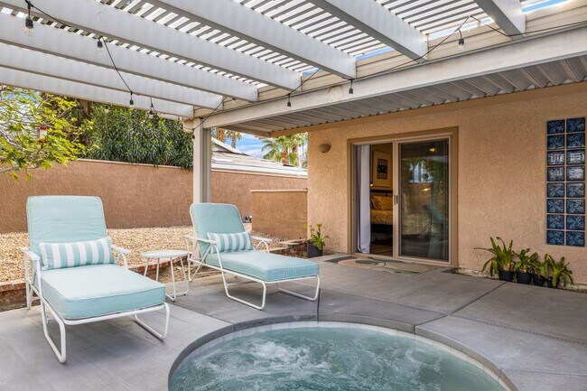 Building Photo - The Fig Ranch - Pool, Jacuzzi & Private Backyard! (Monthly Only - No Long Term)