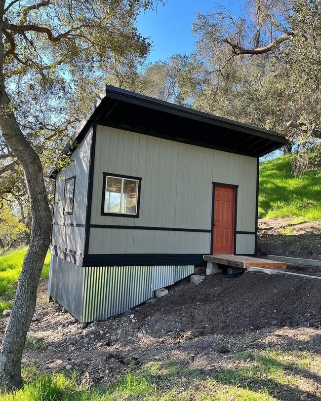 Building Photo - A Frame Country Cabin Style