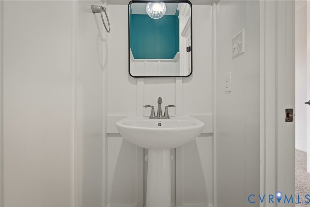 Building Photo - 3718 Graythorne Dr