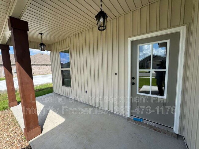Building Photo - 213 Tatum Ln