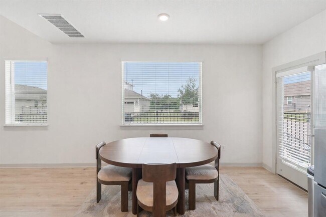 Building Photo - 220 Merrick Rd