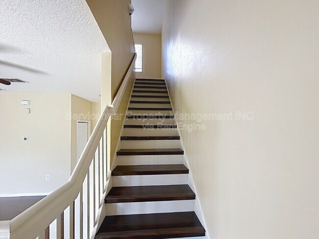 Building Photo - 8528 Sandpiper Ridge Ave