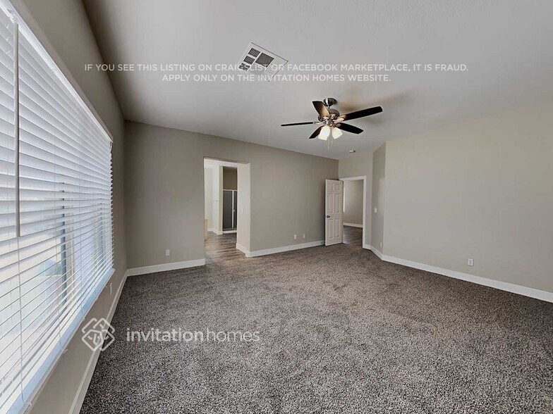 Building Photo - 7132 N Campbell Rd