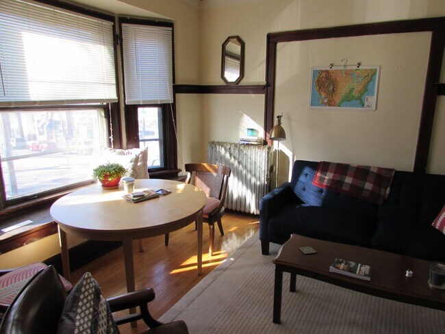 Building Photo - 1201 Williamson St