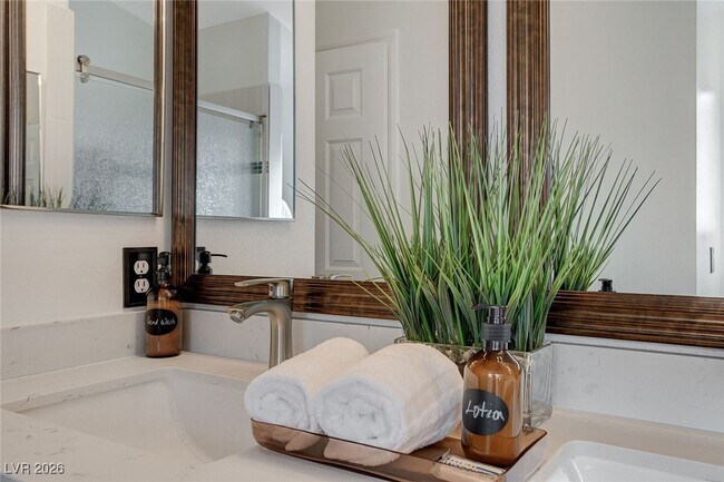 Building Photo - 8208 Ogee Dr