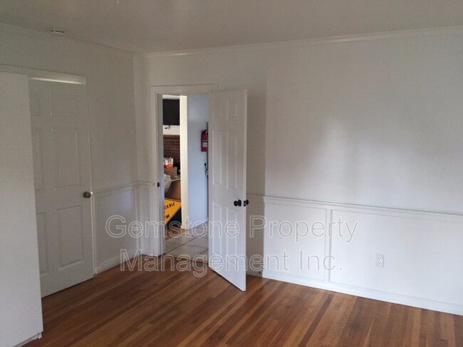 Building Photo - 4938 Art St