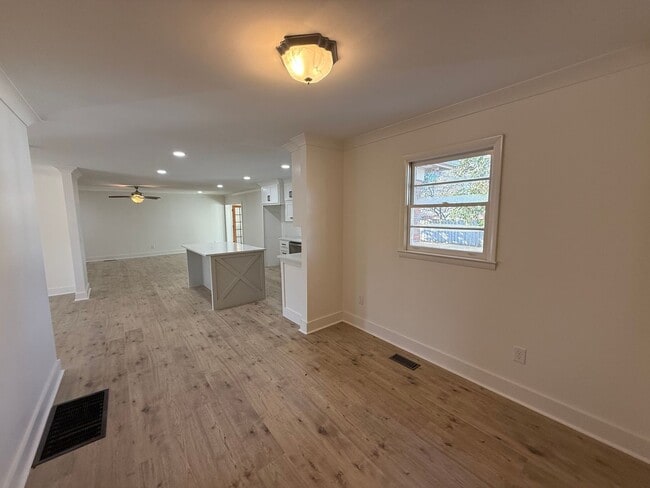 Building Photo - Beautifully Updated Home for Rent in the Heart of Arab, AL