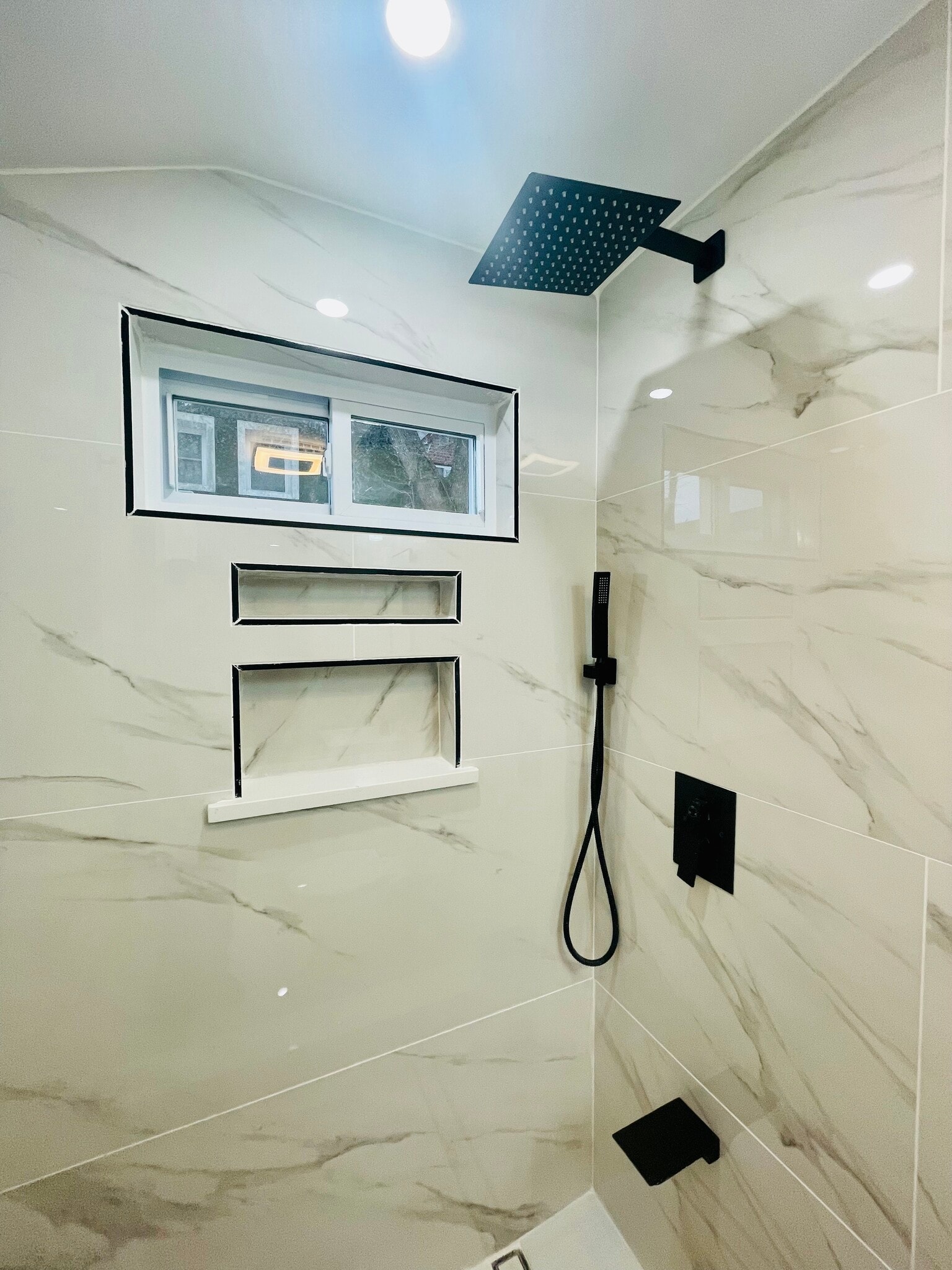 Bathroom - 4212 Marathon Pky