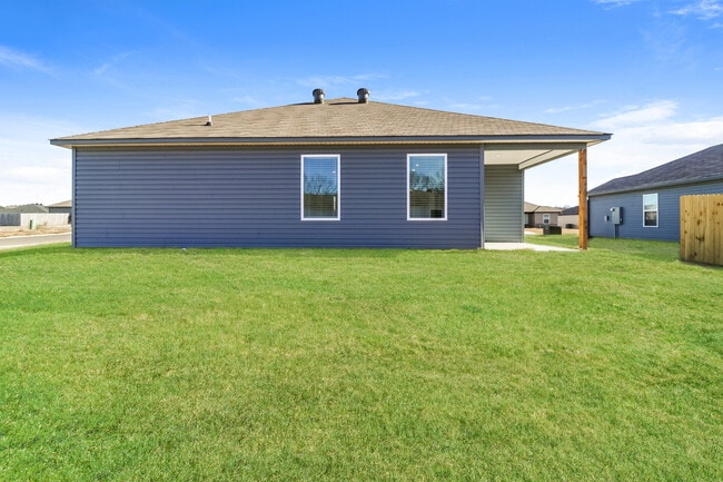 Building Photo - 47 10 Point Ln