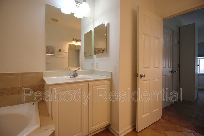 Building Photo - 2965 Chinkapin Oak Ln