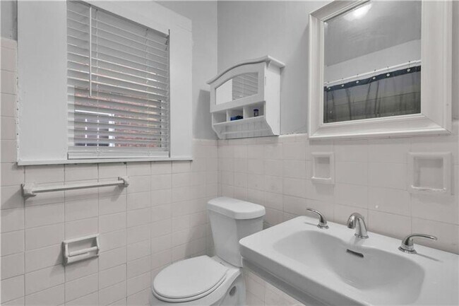 Building Photo - 3409 Portola Ave