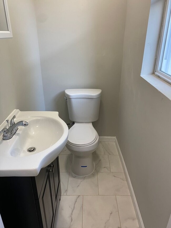 Building Photo - Front Porch Row - Oak Lane