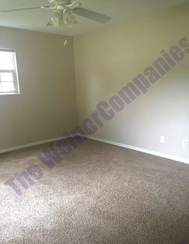 Building Photo - Now leasing for August 2026!