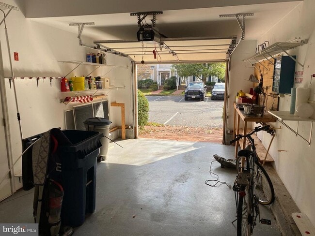 Building Photo - 28498 Sawgrass Ct