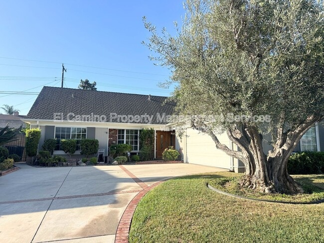 Building Photo - 750 Vinemead Dr