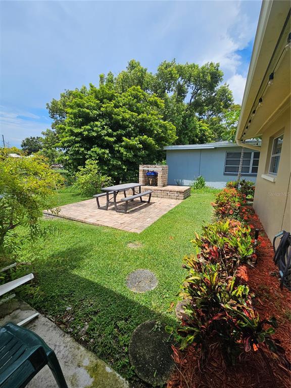 Building Photo - 672 Gershwin Dr