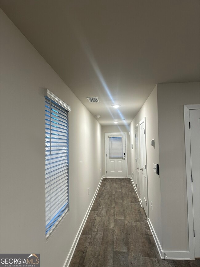 Building Photo - 4818 Station Ln