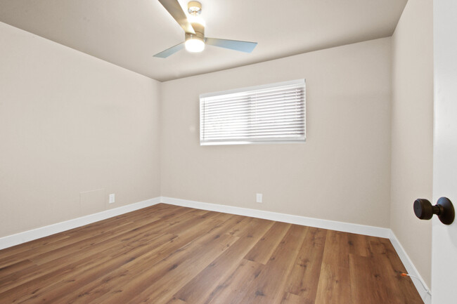 Hallway Bedroom - 15962 S Myrtle Ave