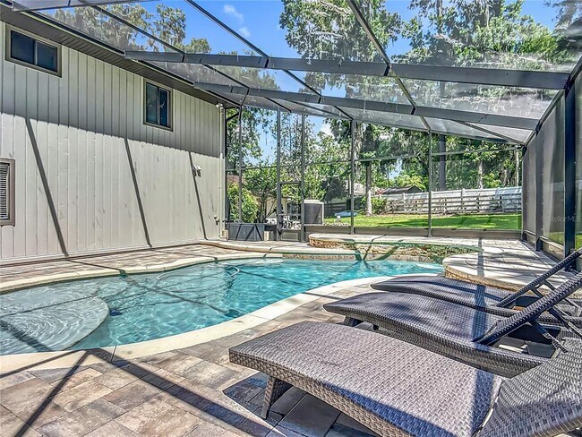 Building Photo - 4661 SW 7th Avenue Rd