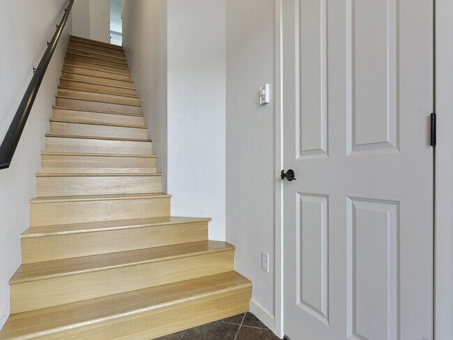 Building Photo - APPLICATION PENDING