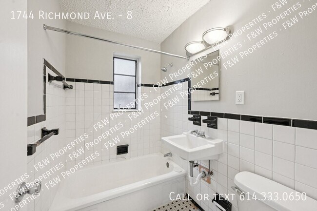 Building Photo - 1744 Richmond Ave