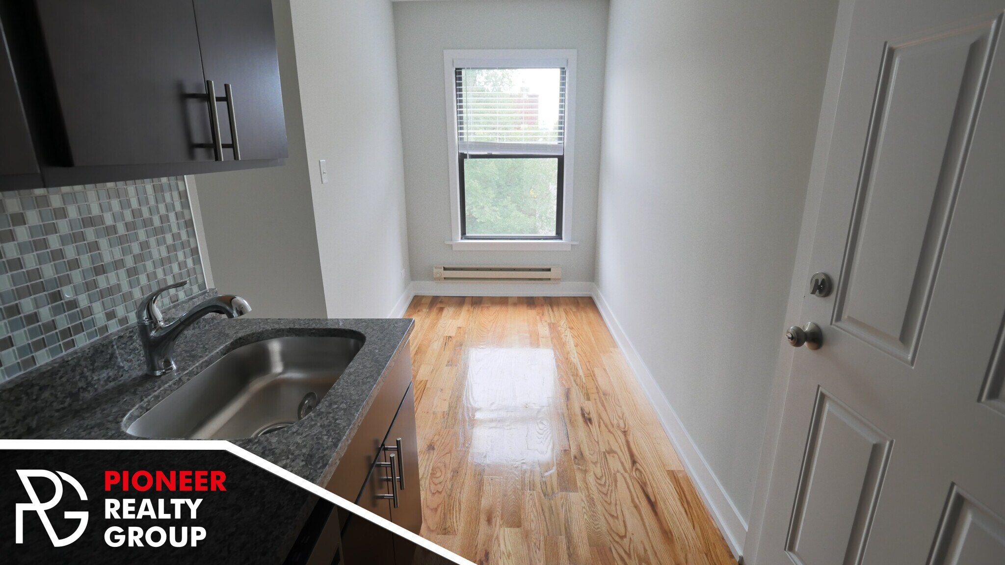 Building Photo - 2909 N Mildred Ave