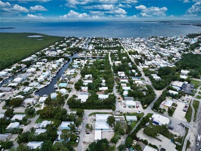 Building Photo - 640 Colson Dr