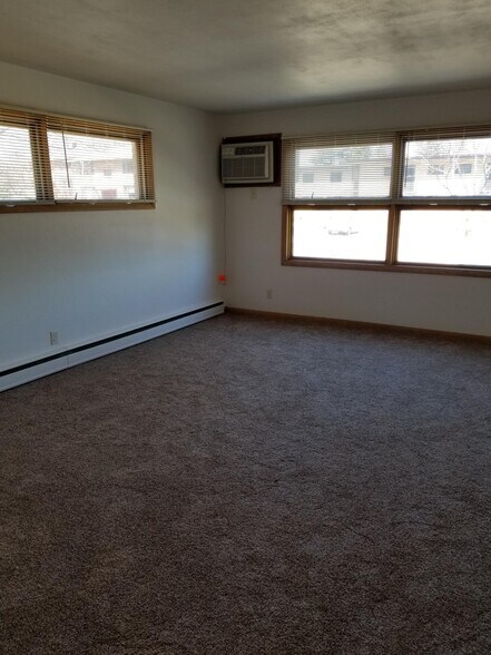 Building Photo - 4909 Ascot Ln