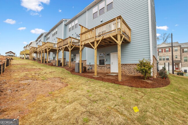 Building Photo - 135 Matson Run SW