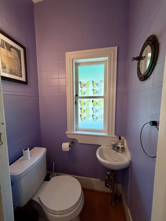 Building Photo - 28 Clifton St