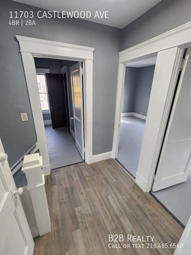 Building Photo - 11703 Castlewood Ave