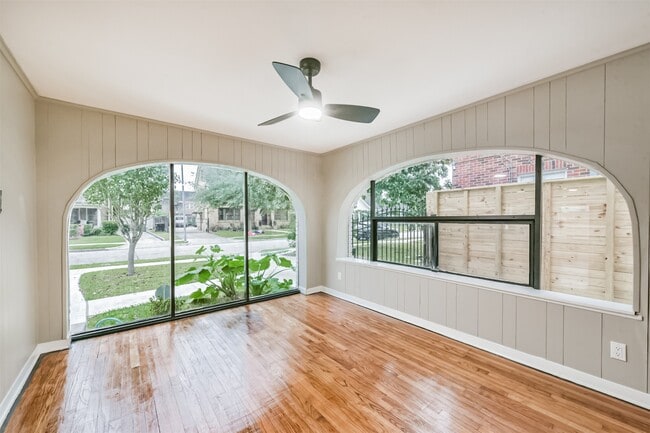 Building Photo - 2606 Oakdale St