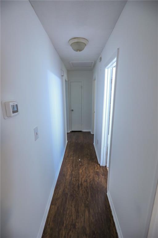 Building Photo - 1967 Singer Way