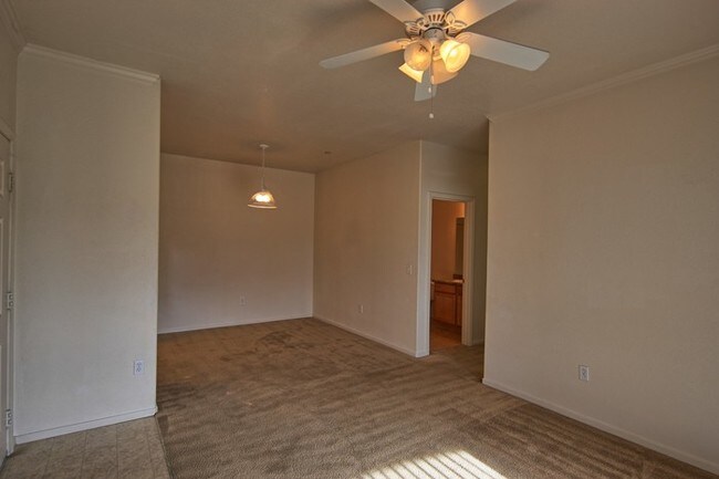 Building Photo - Willow Way Apartments