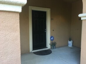 Building Photo - Westlake Villas Condo