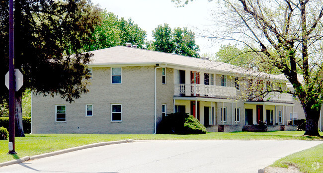 Primary Photo - 4445 Park Forest Ct