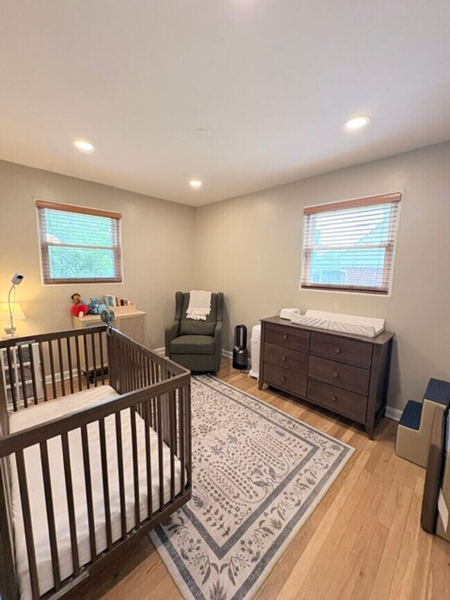 Building Photo - 13520 Grenoble Dr