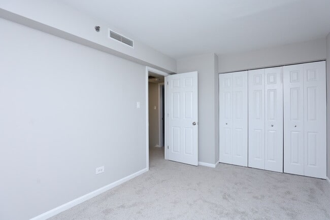 Building Photo - 4334 N Hazel St