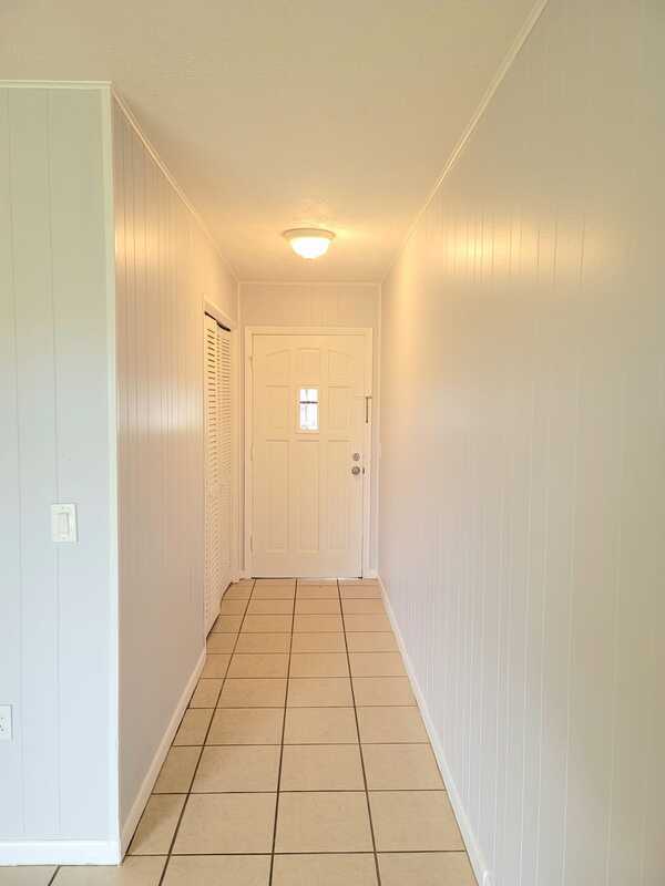 Building Photo - 1339 Eagleview Dr